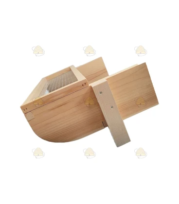 Houten beschermkooi tegen hoornaars Dadant Blatt 10-raams kasten